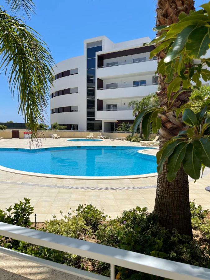 Beach Condo Porto Mos Лагуш Екстер'єр фото