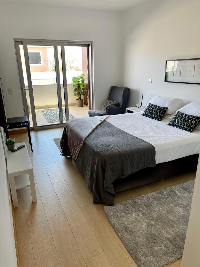Beach Condo Porto Mos Лагуш Екстер'єр фото