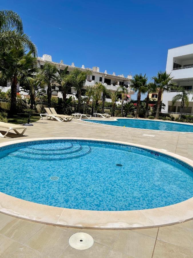 Beach Condo Porto Mos Лагуш Екстер'єр фото